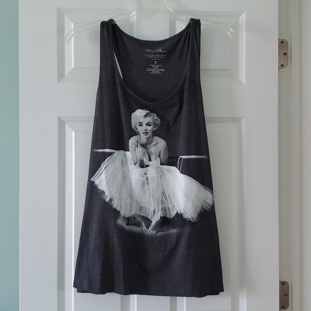 Marilyn monroe print tank top